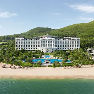 芽庄温佩探索沿海别墅度假酒店 度假村